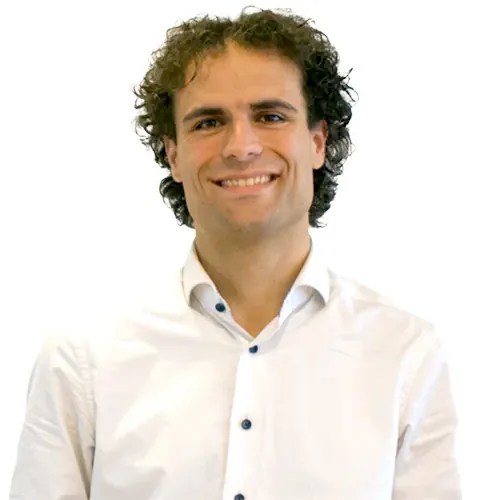 De huidige afbeelding heeft geen alternatieve tekst. De bestandsnaam is: roger-van-seeters-acupuncturist-heelhuus-2.webp